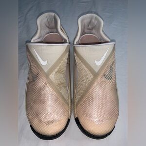 Nike Go Flyease easy on easy off sneakers